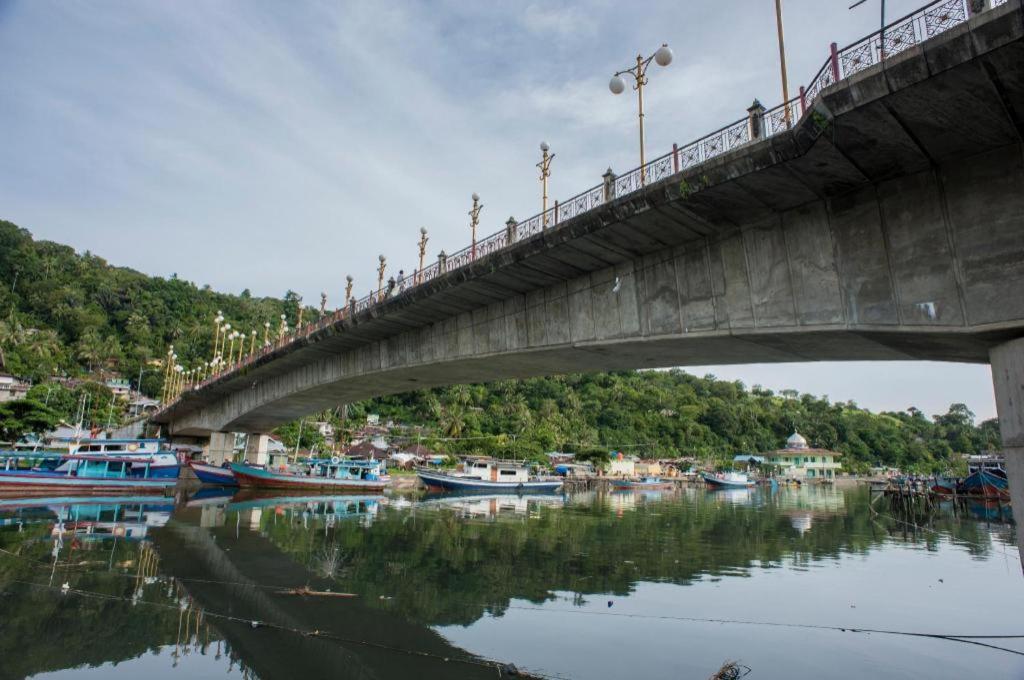 Hw Hotel Padang Dış mekan fotoğraf