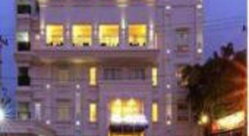 Hw Hotel Padang Dış mekan fotoğraf