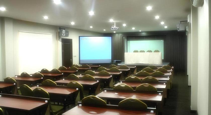 Hw Hotel Padang Dış mekan fotoğraf